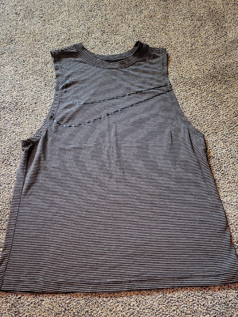 Nike Dri-FIT Striped Athletic Tee in Black and Gray